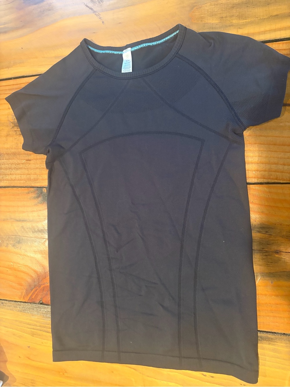 Ivivva Black Short Sleeve Athletic Tee
